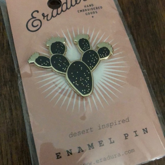 Black and gold Cactus desert inspired enamel pin - Picture 3 of 4